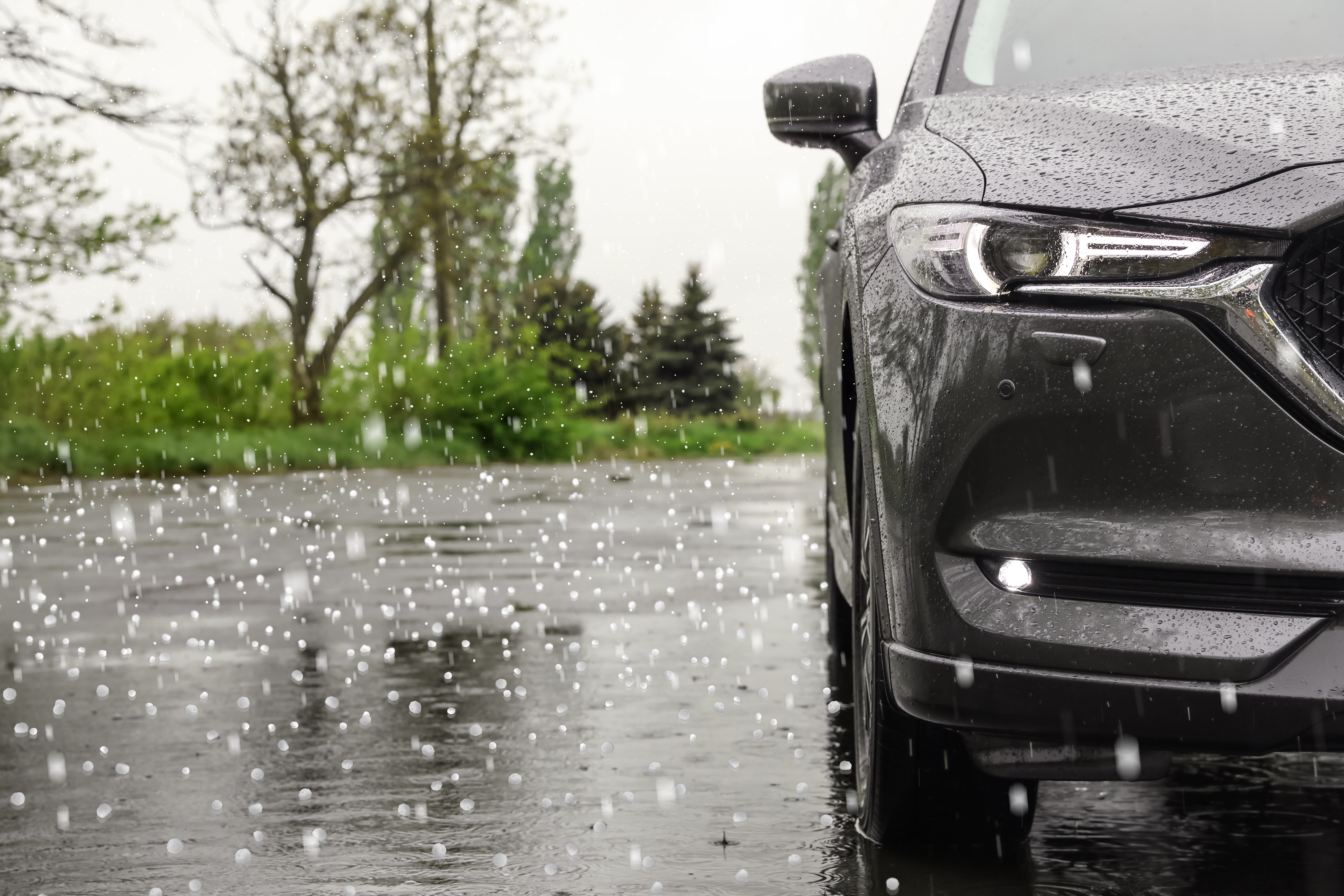 Hood with hail dents